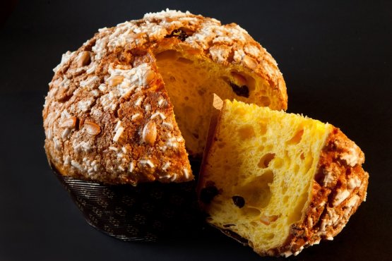 NOT JUST PIZZA. Padoan's great sweets: panettoni and pandolci