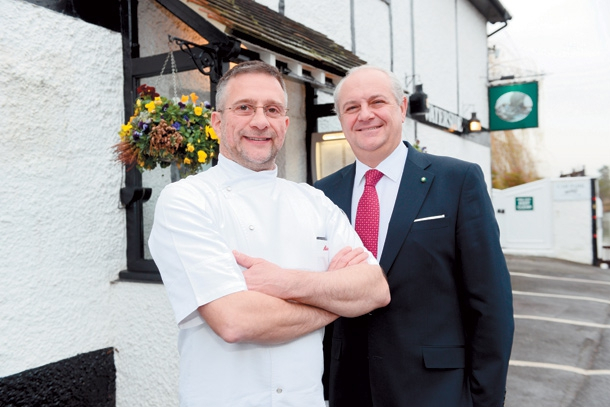 Diego Masciaga con lo chef Alain Roux figlio di Michel Roux