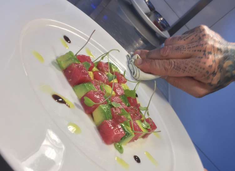 Mosaic of tuna and avocado with lime and bergamot
