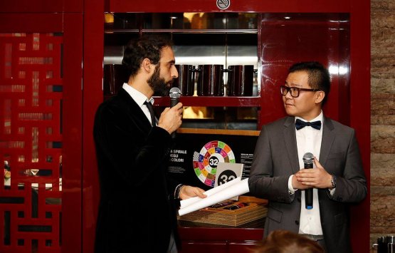 Francesco Boggio Ferraris insieme a Le Zhang, figlio dello chef e responsabile della sala di Bon Wei

