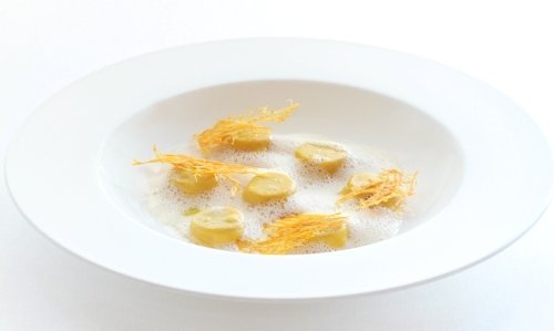 Ravioli di zucca, salsa al tè affumicato e colatu