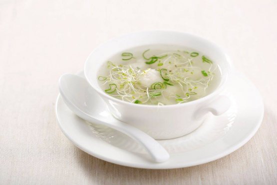Zuppa di branzino e zenzero