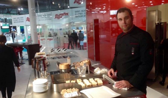 Nicola Dinato yesterday at Berto's stand, the first lesson at Identità Future