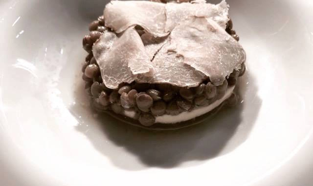 LEGUMI NEL FUTURO. Lenticchie, nocciole, aglio e tartufo bianco, il piatto inedito di Niko Romito a Madrid Fusión