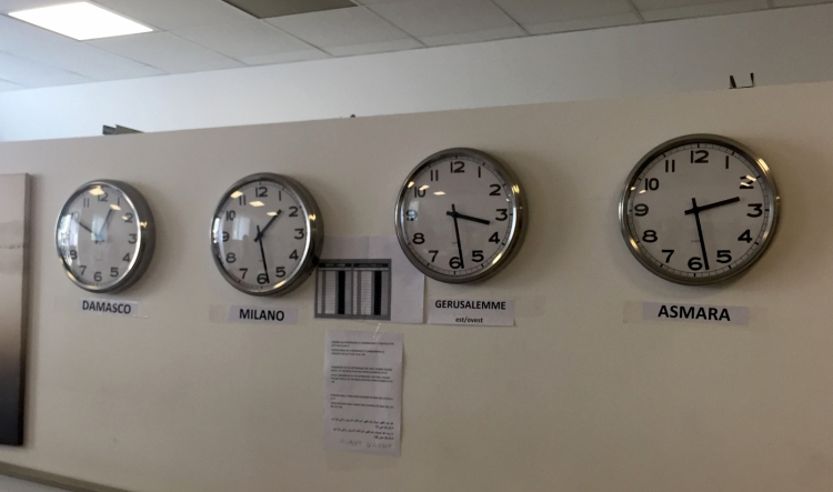 Time zones in the shelter Hub at Arca, in Via Sammartini
