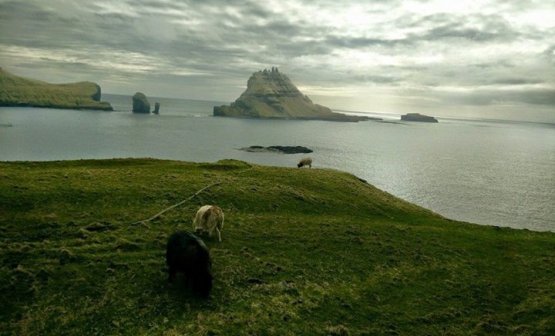 A scenic rock formation in the Faroe islands (Fær