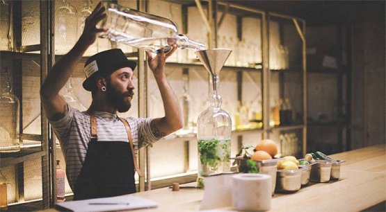 Quali sono i migliori cocktail bar e i negozi di c