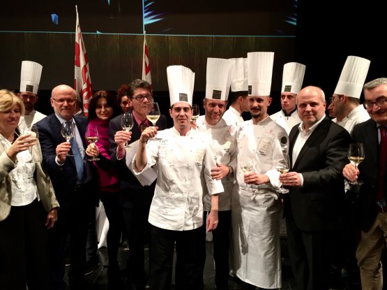 I festeggiamenti per Marco Acquaroli, lo chef berg