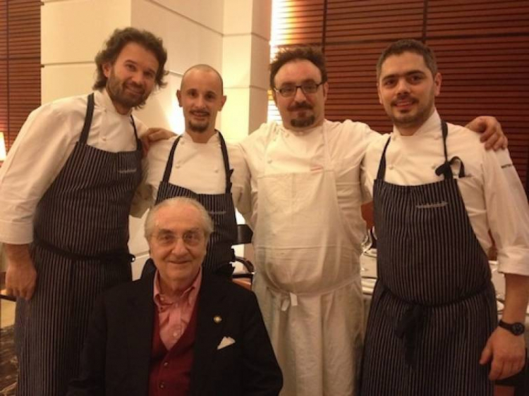 Gualtiero Marchesi (1930-2017) con quattro tra i 