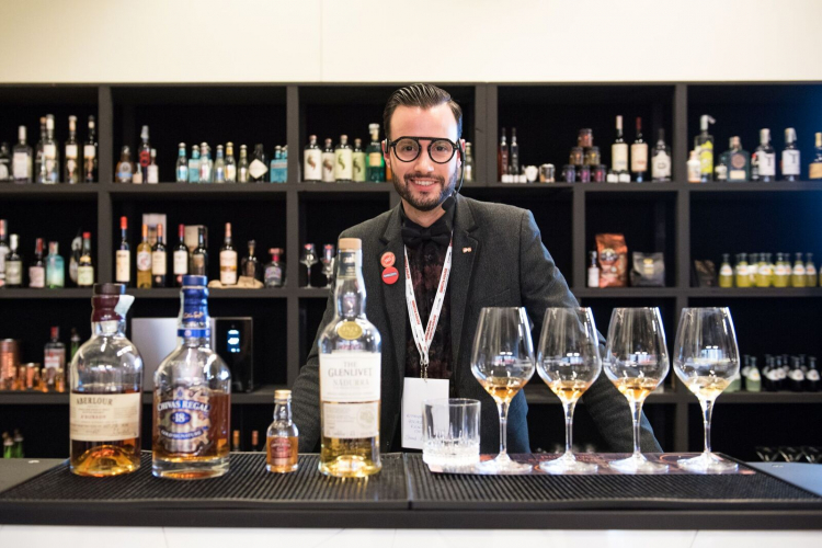 Chivas Brothers Whisky Sensology: Un viaggio tra whisky e fine food con Alejandro Daniel Mazza, promossa da Pernod-Ricard

