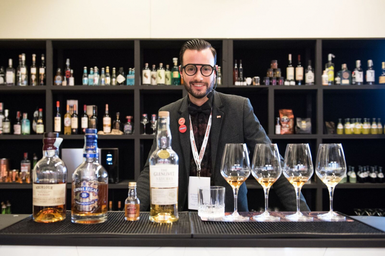 Chivas Brothers Whisky Sensology: Un viaggio tra whisky e fine food con Alejandro Daniel Mazza, promossa da Pernod-Ricard