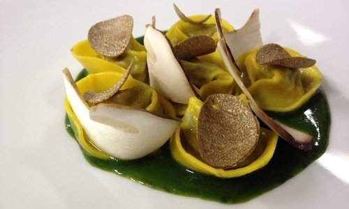 I Tortellini ripieni di funghi con succo di prezze