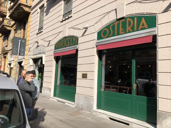 Osteria alla Concorrenza, la doppia vetrina
