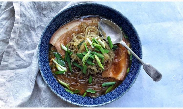 Zuppa di noodle di granchio di Kiln, 58 Brewer street (foto The Journal/Heather Taylor)
