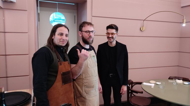 Piero Floridia, Francesco Mineo e il sommelier Vittorio Guastella
