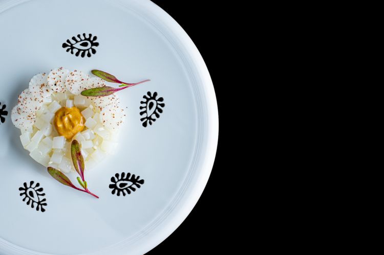 Tartare di seppia, limone e rape