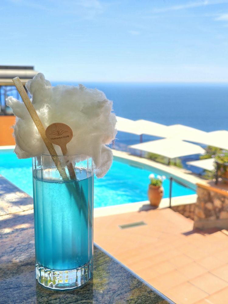 Punta Tragara (tequila, mezcal, chli, lime e passion fruit)