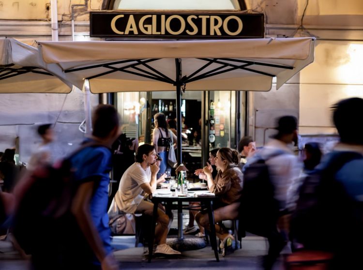 Cagliostro è un ristorante-pizzeria a conduzione 