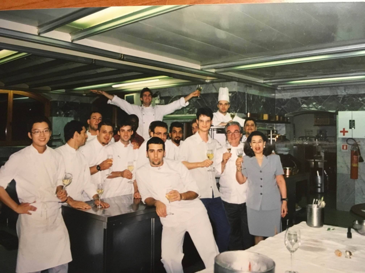 Marchesi con brigata all'Albereta, anno 1999
