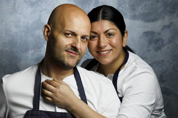Bernardi con la moglie chef Fernanda Fuentes Cárdenas
