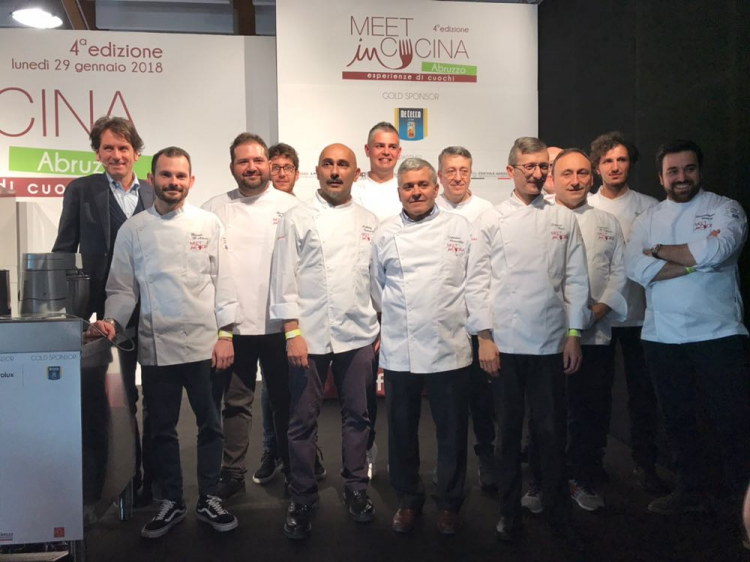 Meet in Cucina Abruzzo 2018: foto di gruppo con i relatori (quasi tutti)
