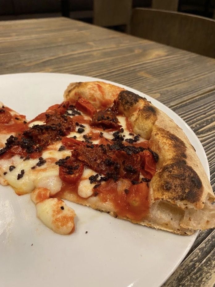 Pizza con la 'Nduja - Foto: Annalisa Cavaleri

