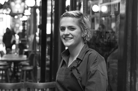 Restaurant manager Stephanie Crockford (photo @luckymiam)
