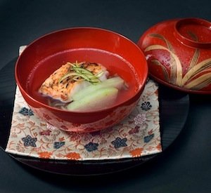 Zuppa di cocomero grigliato, piatto in carta nel menu estivo del Tenku Ryugin
