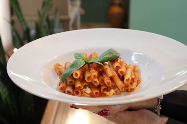 Candele al ragù lucano
