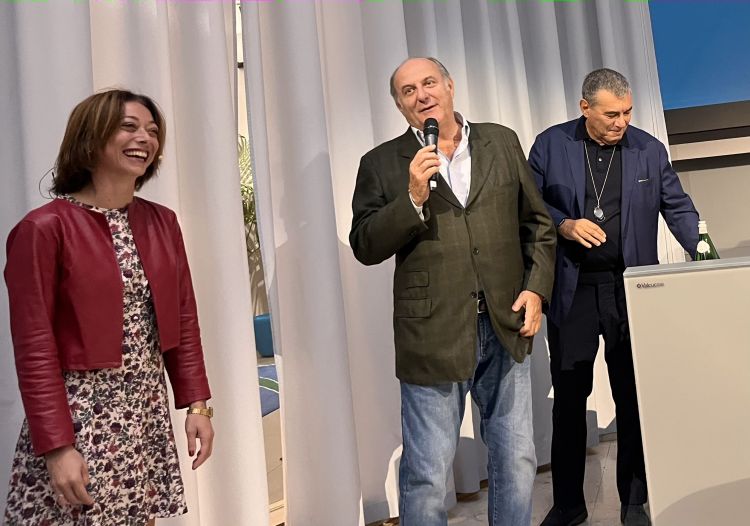 Elena Collini, Gerry Scotti, Claudio Ceroni
