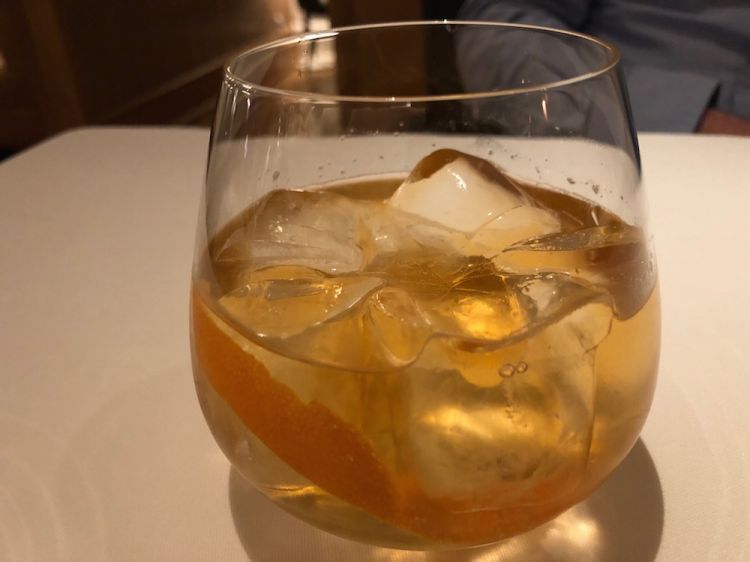 Let the show begin at Belcanto: cocktail Porto Tonic