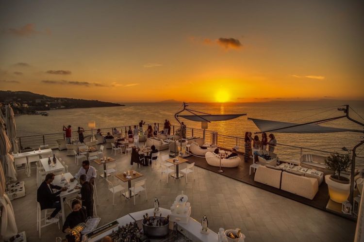 Il Vista Sky Bar
