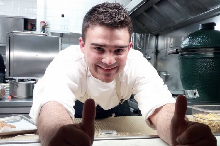 Il giovane chef albanese Bleri Dervishi sta per ap