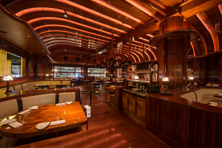 E gli splendidi interni del ristorante