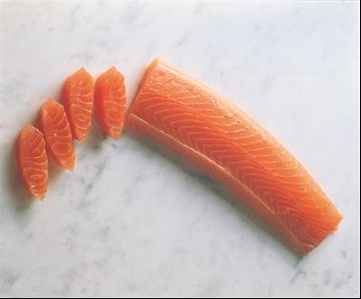 Causa il dilagare del sushi, negli ultimi anni il consumo di salmone crudo è aumentato esponenzialmente