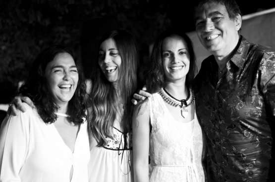 Paola Valeria Jovinelli and Claudio Ceroni, promoters of the event, with Eleni Oulasan and Demetra Saltou, careful and expert managers at restaurant Rabagas