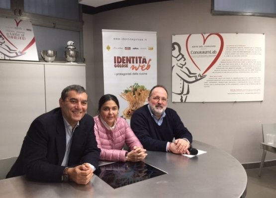 Gli ideatori del corso di Food Event Manager: da sinistra, Claudio Ceroni di Magenta Bureau, Paola Jovinelli di ConviviumLab-Arte del Convivio e Paolo Marchi di Identità Golose