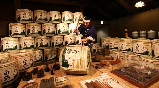 Una fabbrica tradizionale di sake