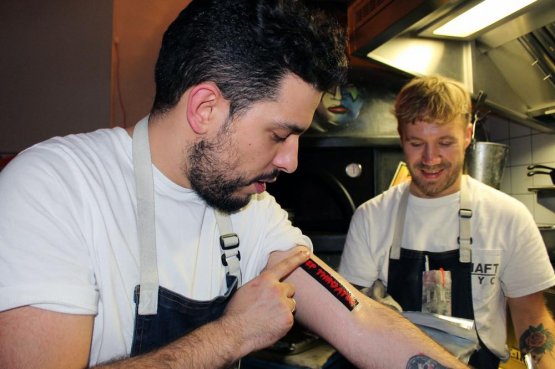 Simone Tondo del ristorante Tondo di Parigi, al Black Axe MAngal in occasione di Gelinaz! 
