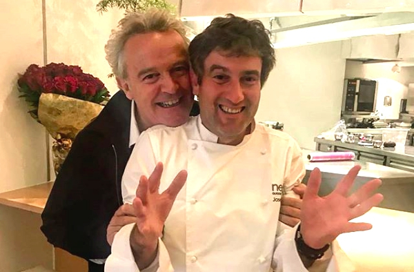 Con Alain Passard, uno dei tanti cuochi giunti al Nerua nei giorni della 50Best
