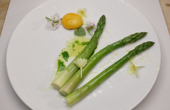 Reflection and simplicity are the foundations of the food at Table in order to preserve the products’ liveliness and energy