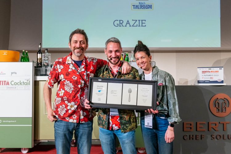 Edoardo Nono, Andrea Arcaini e Chiara Buzzi, Rita’s Tiki Room
