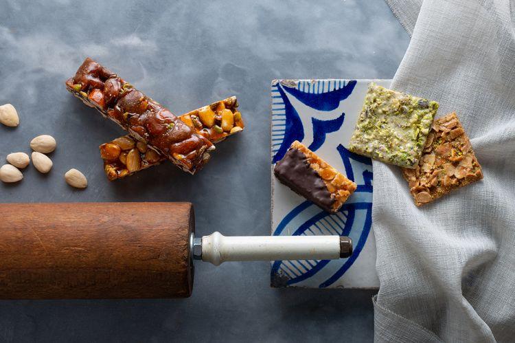 I croccanti di mandorle e pistacchi di Inglima, a Canicattì (Agrigento)