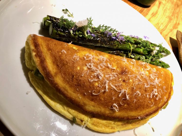 Omelette Soufflée con asparagi
