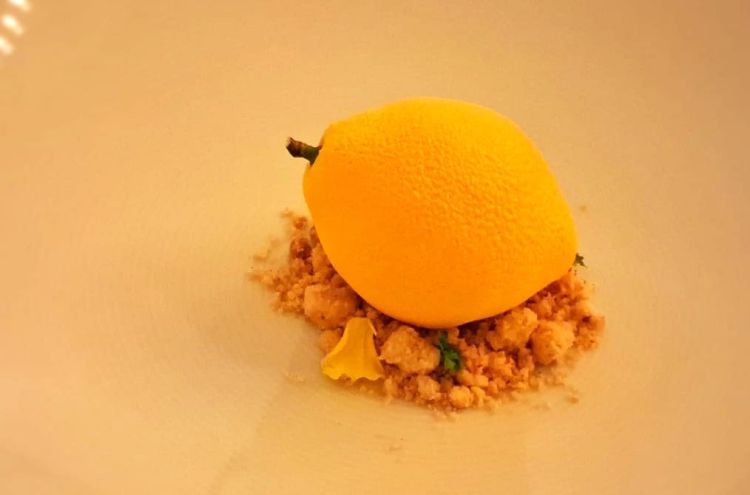 "Limone" con ganache al lime e mango