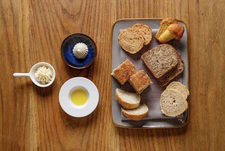 Il servizio del pane
