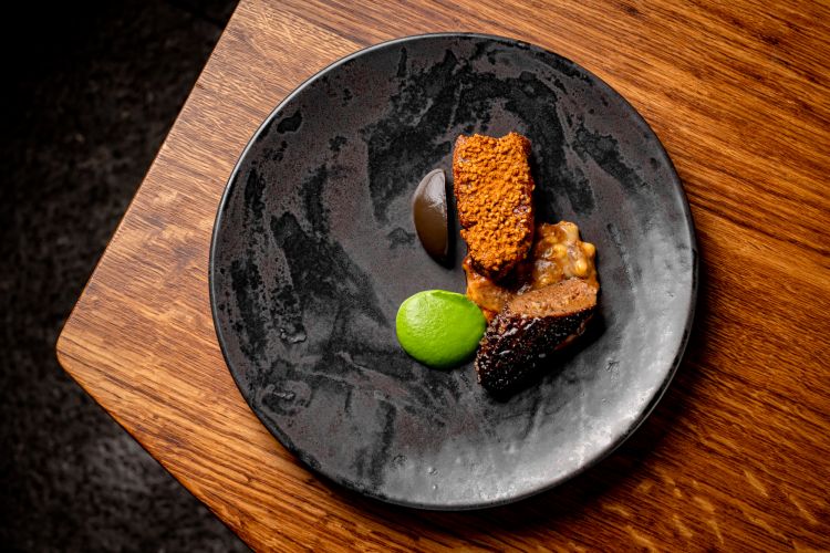 Animelle Suya (Justin De Souza)