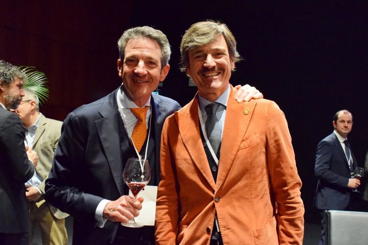 Il presidente del Consorzio Vini Valpolicella Christian Marchesini con il vice (e Master of Wine) Andrea Lonardi