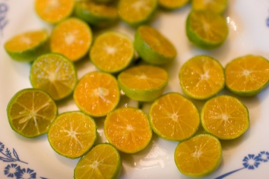 Calamansi: one of the ingredients Chele Gonzalez discovered in the Philippines 
