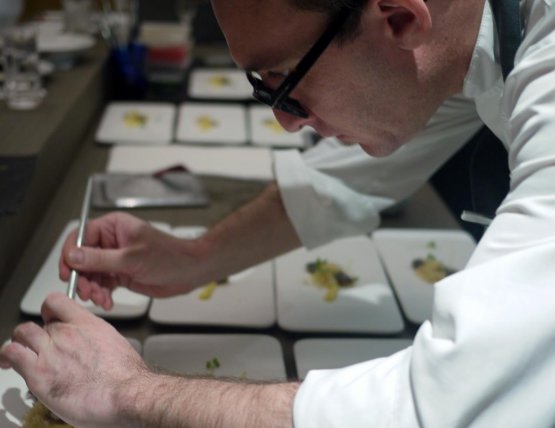 Chele Gonzalez at work on one of the dishes of his